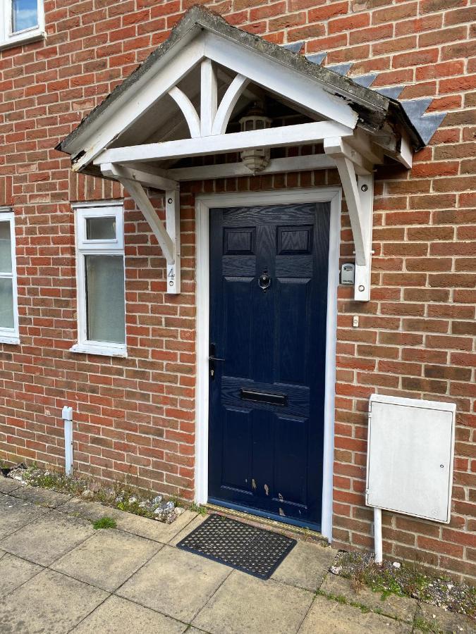 Relaxing Townhouse In The Heart Of Bridport Villa Exterior photo