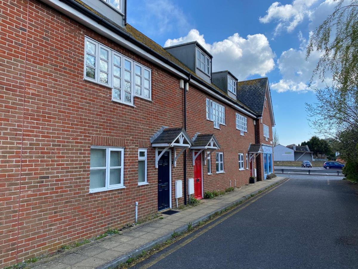 Relaxing Townhouse In The Heart Of Bridport Villa Exterior photo
